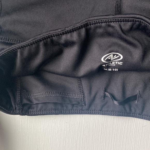 Biker Shorts with Side Pockets - Picture 3 of 4